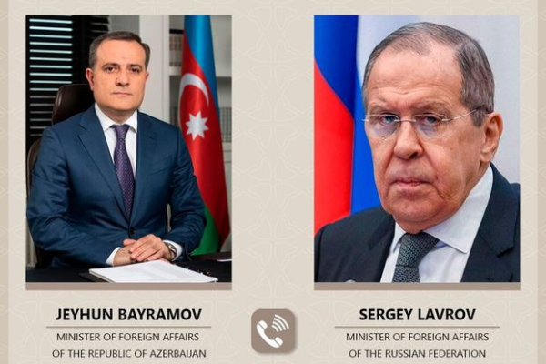 Ceyhun Bayramov Sergey Lavrovla danışıb